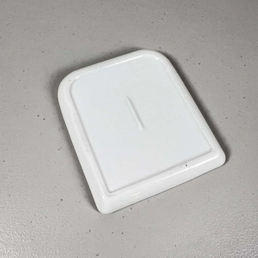 LA MER White Ceramic Jewelry Tray Double Compartment Makeup Organizer‎